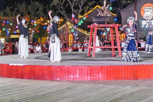千年古镇邂逅电音狂潮！朱仙古镇·启封故园等您一起点燃夏日激情！