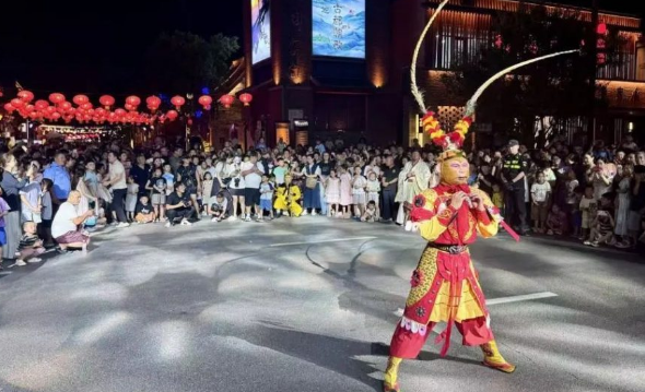 一夜看尽三千年 一步踏入封神榜——古灵山沉浸大秀《灵山封神》朝歌老街实景狂欢夜