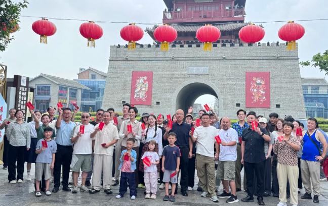 《80 长姐来当家》开机大吉！朝歌老街首部年代微短剧燃情启幕
