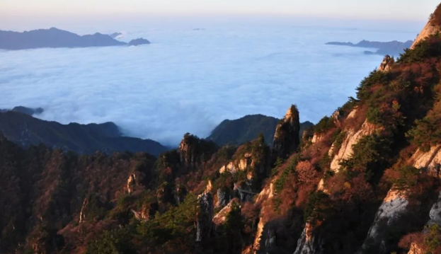 霜降老君山，秋暮的诗意与沉静