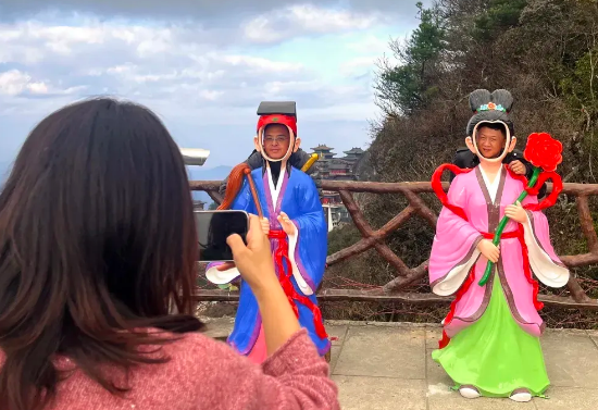 老君山新晋“神仙打卡点”！