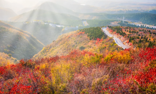氛围感拉满！云梦山强势出圈！随手一拍都是壁纸级大片！