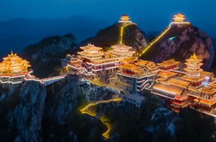 老君山文旅集团董事局主席杨植森荣膺“社会责任突出贡献企业家”