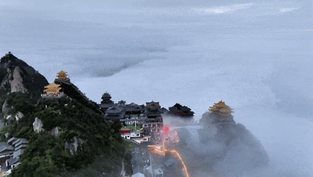神仙视角!老君山的云海让仙境活过来了!