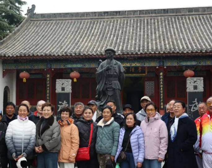 冬日暖阳正好，来陈家沟练拳养正气！