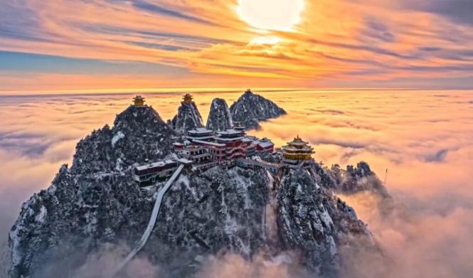 老君山“冷知识”大揭秘，雪后的金顶为什么会“冒仙气”？这些你不知道的事…