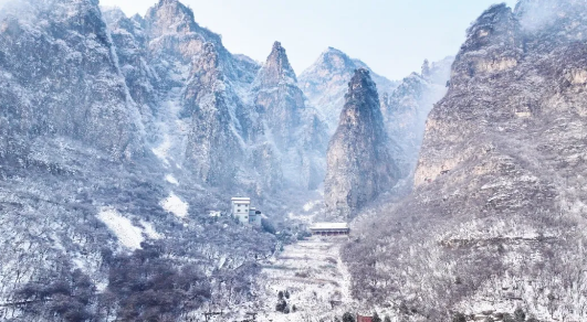 元旦冲神农山！雪漫山峦+火兽音乐嘉年华，昼夜狂欢不打烊！