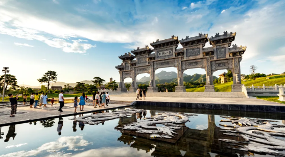 王屋山春日活动炸场来袭!游景区送房间,住酒店送通票,春日福利直接拉满!