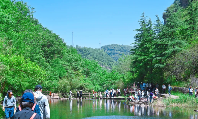 龙潭大峡谷：谁懂啊！中原春日的极致诗意，竟藏在这片秘境里？