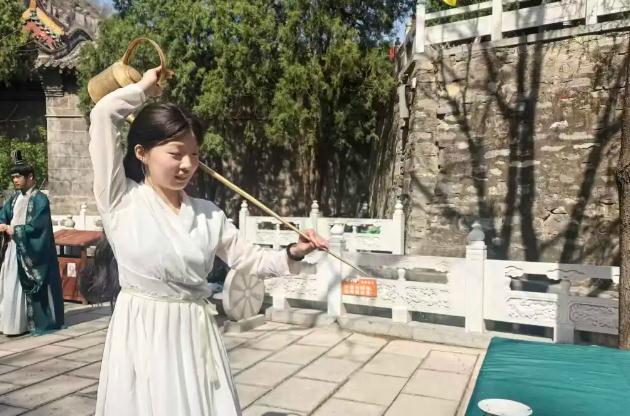 茶艺、拜师、对弈、簪花……云梦山的清明不一样！