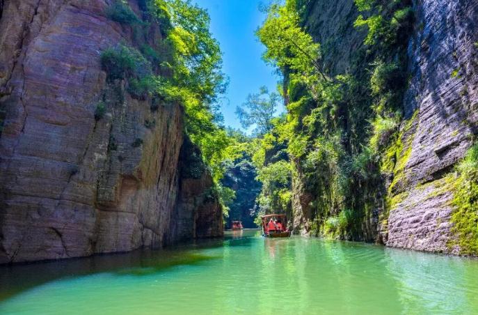 龙潭大峡谷：畅玩无界！刺激、惊喜、出片！