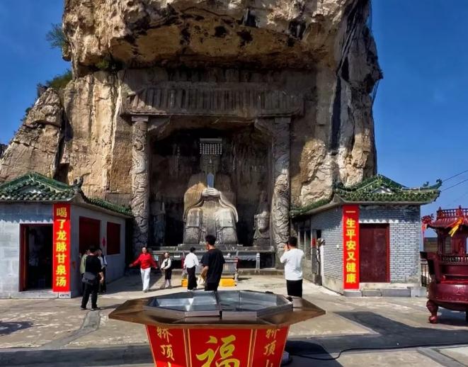 五一预售仅需19.9元，还可以免费品尝“龙脉甘泉汤”，假期出游就来轿顶山！！！