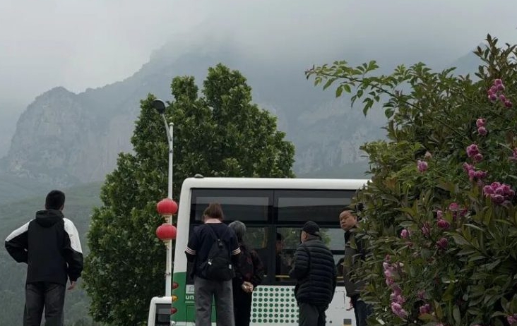 五一假期第二天，神农山惊现大美云海！