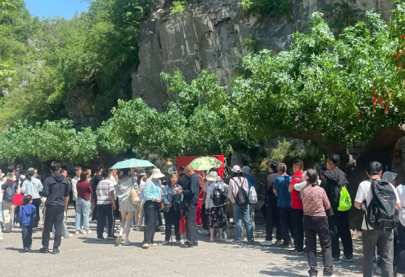 五一小长假第三天，淇县文旅热度再攀升！朝歌古城人气火爆，假日游玩氛围拉满