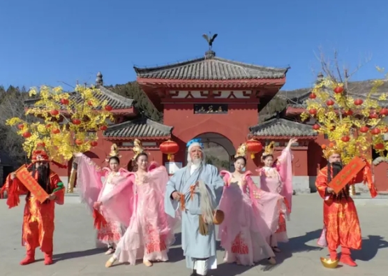 时光慢一点，爱你多一点，这个母亲节别让爱只留在朋友圈！