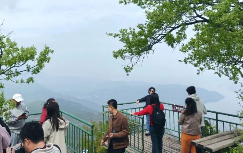 @所有人免票，母亲节带妈妈来荆紫仙山！