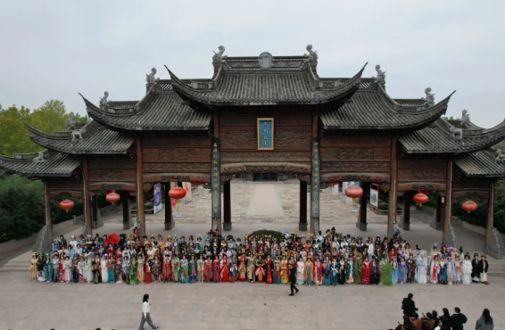高考专属福利｜凭准考证免费游园！登状元桥、祈及第好运，季卡直升年卡！