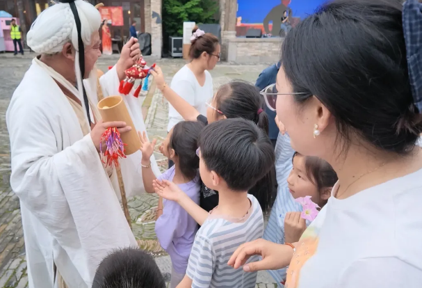 端午小长假第二天 | 来王屋山揽清风、纳福气把一整份端午安康带回家!