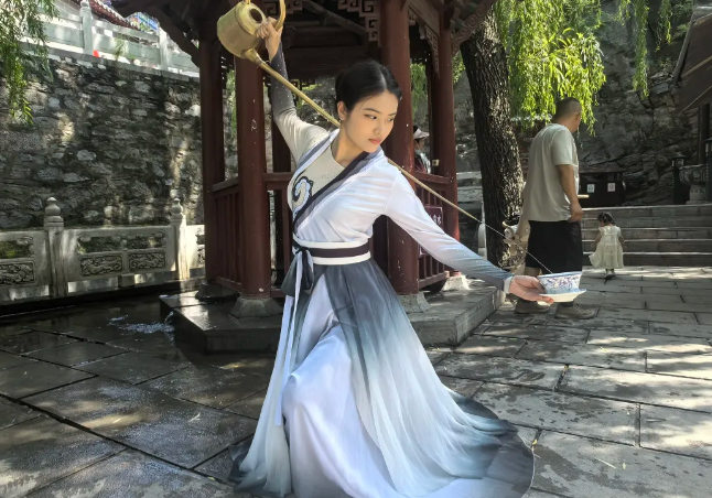 清风绿意迎游人,云梦山端午游园体验拉满!