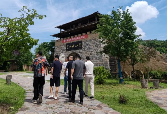 聚力文旅共赢，共筑发展新篇｜西安锦上添花文旅集团到访神仙湾景区调研