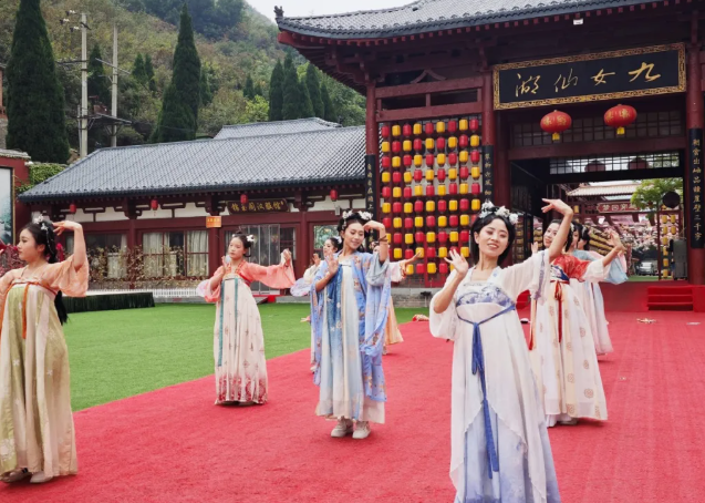 中秋去九女仙湖，蹲一场“仙女下凡”的偶遇