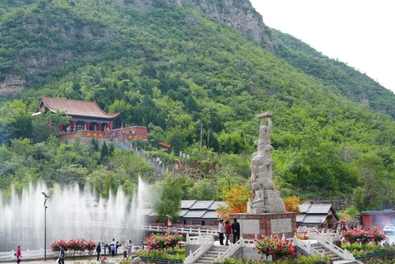 月满朝歌，喜乐中秋！淇县文旅假期首日氛围感拉满，烟火热闹迎佳节