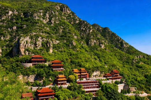 以行动护青山|捡垃圾换门票,公益团队齐聚朝阳山
