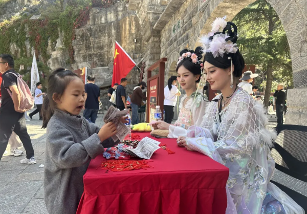 【国庆假期第二天】热度飙升,来云梦山解锁战国狂欢